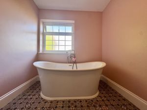 Photo 28- click for photo gallery